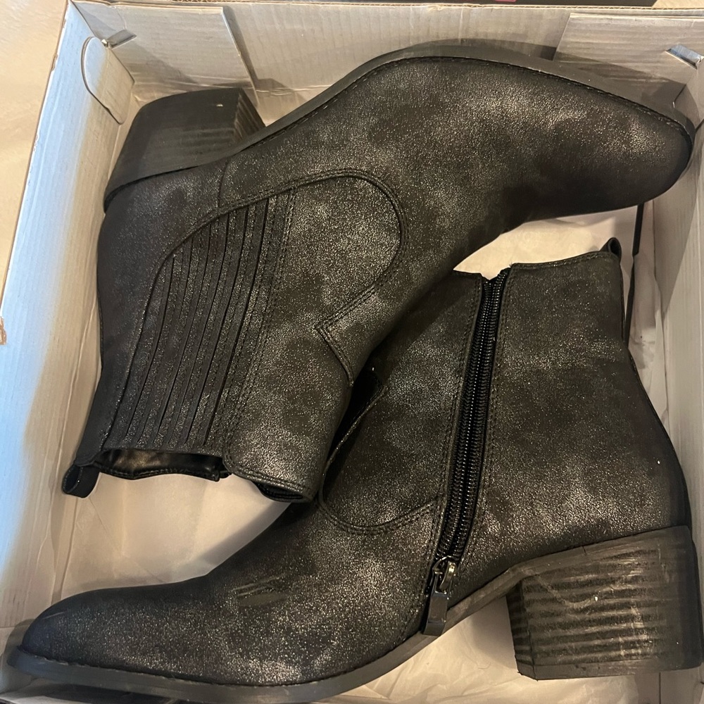 Woman’s Black Metallic Size 10 Corky’s  Ankle Boots